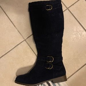 Navy blue boots